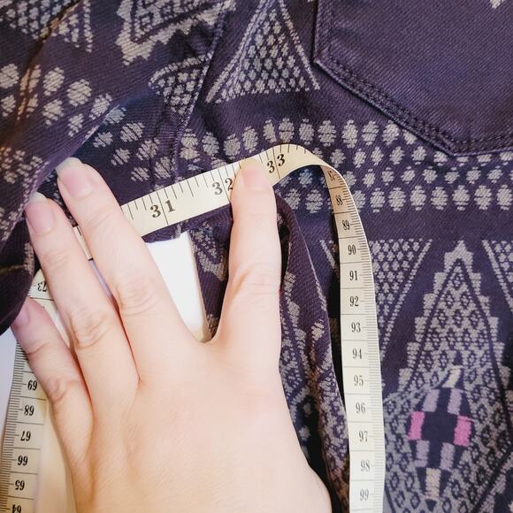 Levi's woemwns aztec geometric print grey denim leggings size 29 - Picture 12 of 14